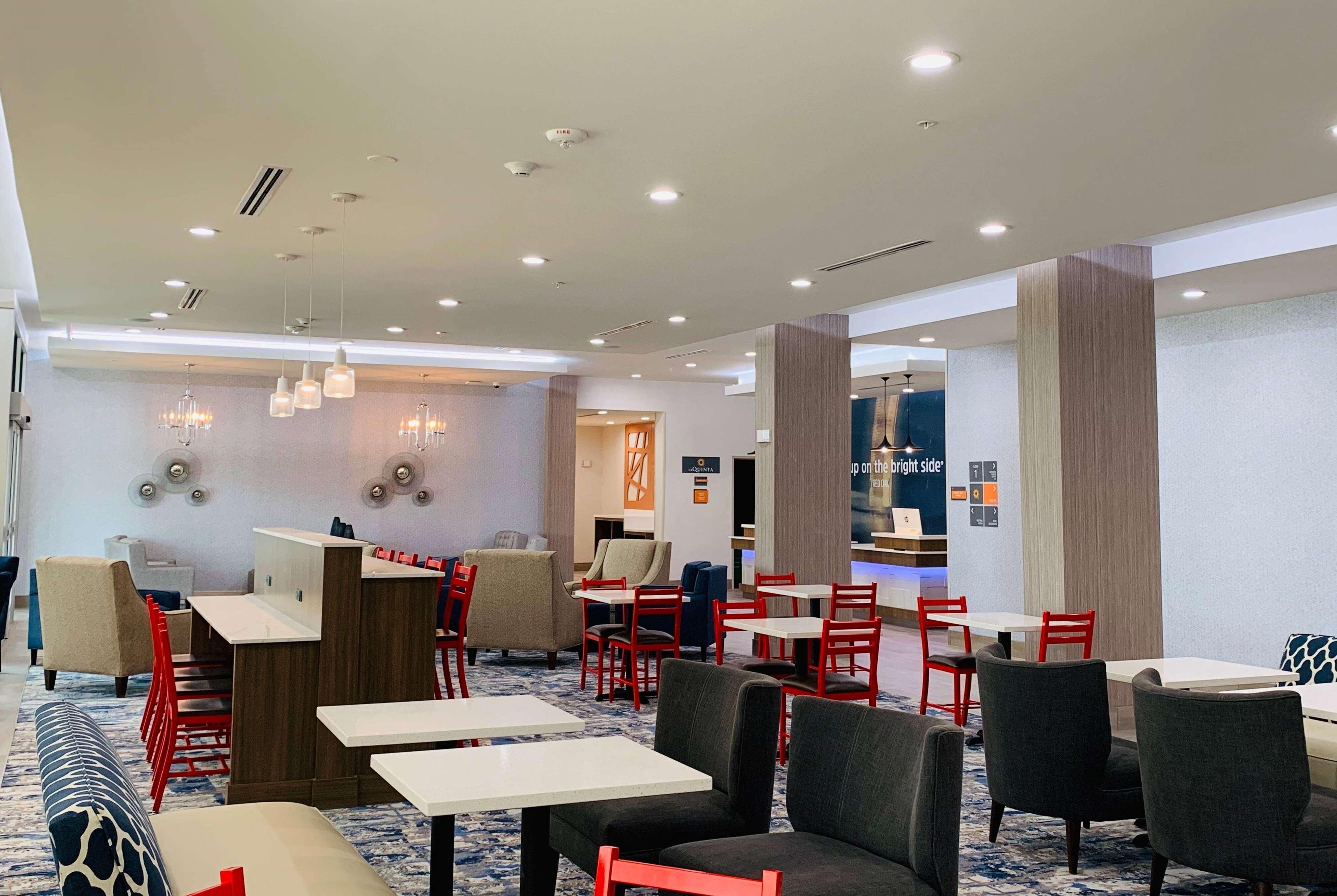 La Quinta Inn & Suites By Wyndham - Red Oak Tx Ih-35E Luaran gambar